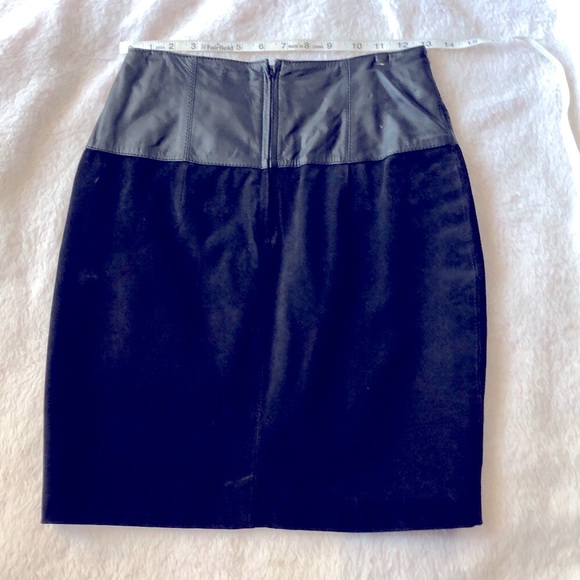 SZ 8  ALL LEATHER SKIRT LEATHER BLACK - Picture 2 of 5